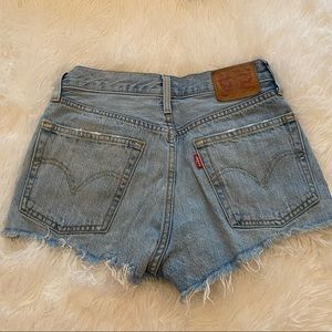 COPY - Levi high waisted Shorts